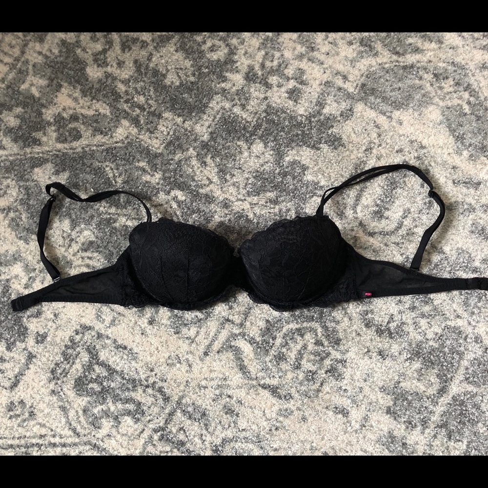 VS PINK 34C
